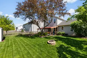 1069 Waterford Rd, Bartlett, IL 60103 - Photo 18