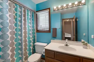 1069 Waterford Rd, Bartlett, IL 60103 - Photo 14