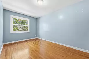7843 S Yates Blvd, Chicago, IL 60649 - Photo 14