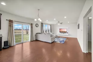 4255 Fraser Cir, Naperville, IL 60564 - Photo 14