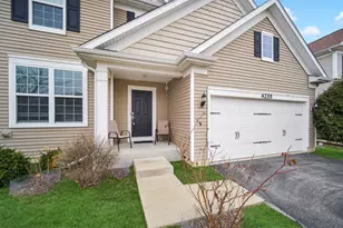 4255 Fraser Cir, Naperville, IL 60564 - Photo 2