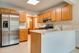 964 Elderberry Cir, Naperville, IL 60563 - Photo 10