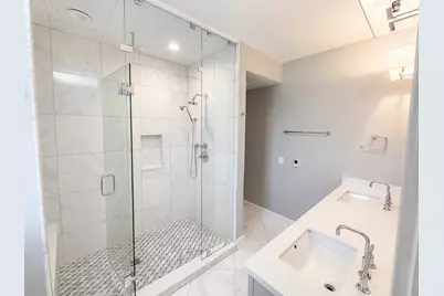 2136 W Belmont Avenue #3, Chicago, IL 60618 - Photo 8