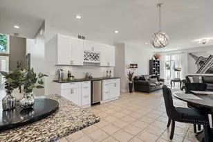 986 E Red Oak St, Addison, IL 60101 - Photo 20