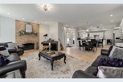 986 E Red Oak Street, Addison, IL 60101 - Photo 18