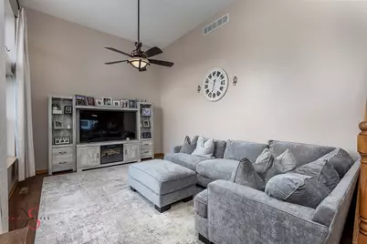 729 River Edge Circle, Ottawa, IL 61350 - Photo 4