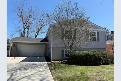 939 Wayne Avenue, Deerfield, IL 60015 - Photo 1