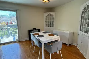 939 Wayne Ave, Deerfield, IL 60015 - Photo 4