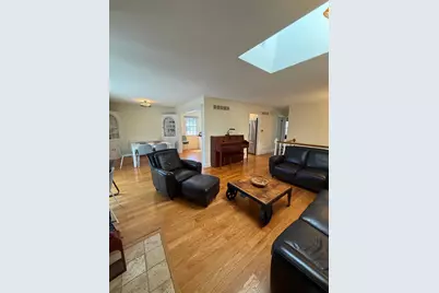 939 Wayne Avenue, Deerfield, IL 60015 - Photo 6