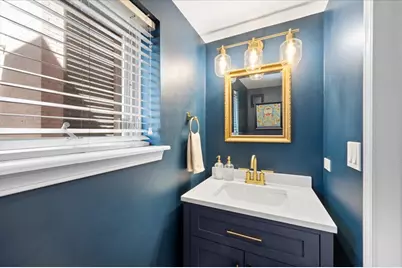 930 N Howe Street, Chicago, IL 60610 - Photo 12