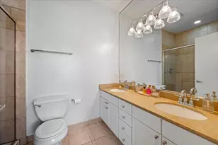 930 N Howe St, Chicago, IL 60610 - Photo 16
