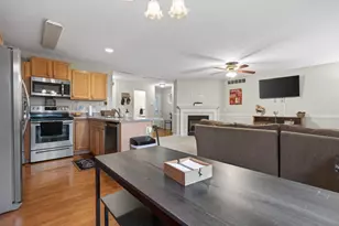 905 Taylor Ln, Leroy, IL 61752 - Photo 8