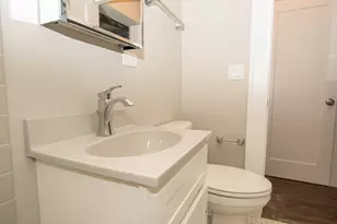 817 W Lakeside Pl, Chicago, IL 60640 - Photo 16
