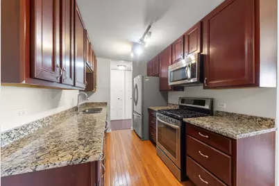 2201 S Grace Street #603, Lombard, IL 60148 - Photo 2