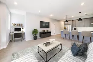 552 E 46th Pl, Chicago, IL 60653 - Photo 2
