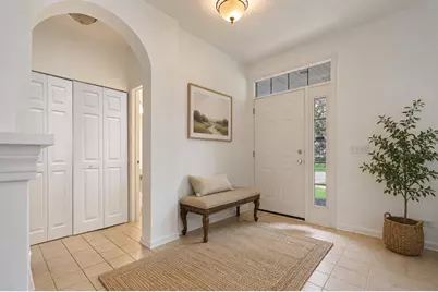 2050 Colchester Avenue, Hoffman Estates, IL 60192 - Photo 2