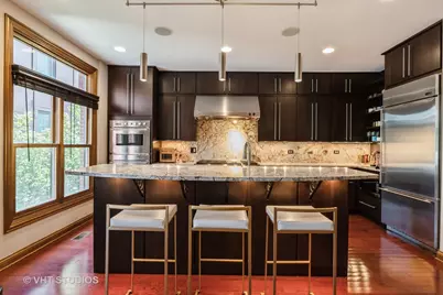 1867 Admiral Court, Glenview, IL 60026 - Photo 6