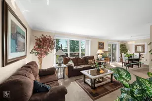 14 Corinth Ct, Tinley Park, IL 60477 - Photo 4