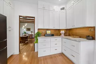 521 W Surf St, Chicago, IL 60657 - Photo 14