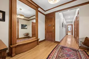 521 W Surf St, Chicago, IL 60657 - Photo 6