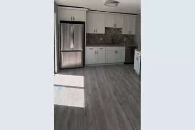 3915 Greenbay Drive, Hanover Park, IL 60133 - Photo 8