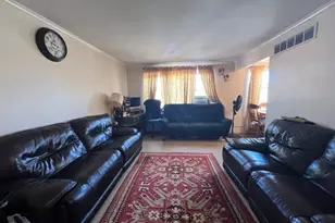 5335 N California Ave, Chicago, IL 60625 - Photo 8