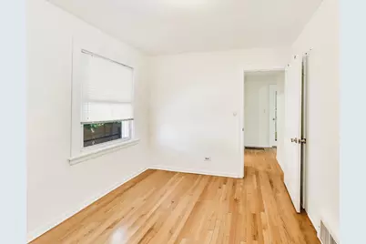 5100 N Mobile Avenue, Chicago, IL 60630 - Photo 12
