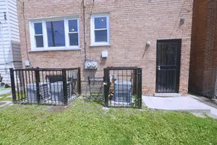 7950 S Lafayette Ave, Chicago, IL 60620 - Photo 20