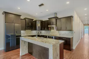 925 N Larrabee St, Chicago, IL 60610 - Photo 2