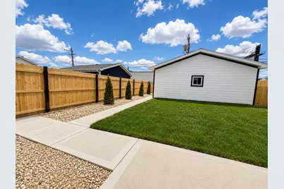 1702 N 40th Avenue, Stone Park, IL 60165 - Photo 2