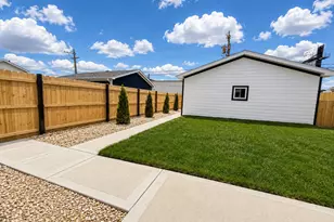 1702 N 40th Ave, Stone Park, IL 60165 - Photo 2