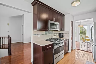 143 Lawn Court, Buffalo Grove, IL 60089 - Photo 6
