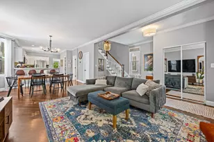 3335 W Berteau Ave, Chicago, IL 60618 - Photo 4