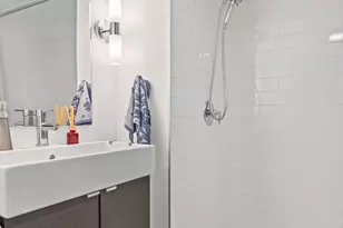 3335 W Berteau Ave, Chicago, IL 60618 - Photo 20