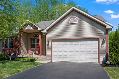 861 Prairie Ridge Drive, Woodstock, IL 60098 - Photo 2