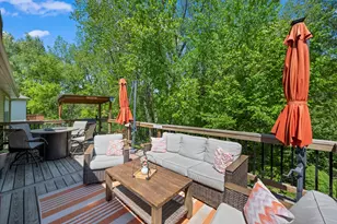 861 Prairie Ridge Dr, Woodstock, IL 60098 - Photo 12