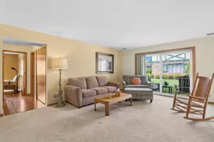 8058 Autobahn Dr S, Palos Park, IL 60464 - Photo 2