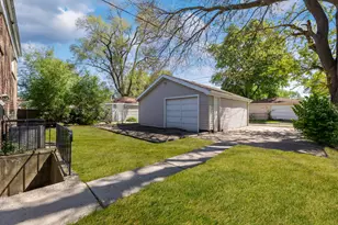 14643 Dante Ave, Dolton, IL 60419 - Photo 22