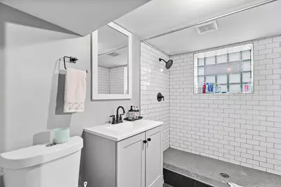 4915 W Winnemac Avenue, Chicago, IL 60630 - Photo 24