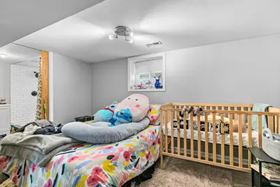 4915 W Winnemac Avenue, Chicago, IL 60630 - Photo 22