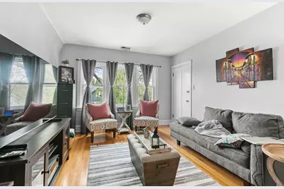4915 W Winnemac Avenue, Chicago, IL 60630 - Photo 6