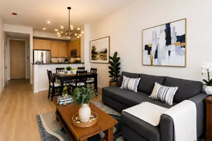 500 W Superior St, Chicago, IL 60654 - Photo 4