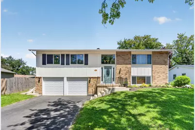 418 Charlestown Drive, Bolingbrook, IL 60440 - Photo 1