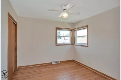 5532 Oak Center Drive, Oak Lawn, IL 60453 - Photo 12