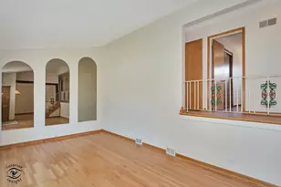 5532 Oak Center Dr, Oak Lawn, IL 60453 - Photo 6