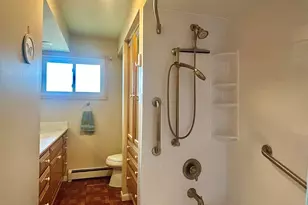 804 Grant St, Harvard, IL 60033 - Photo 16