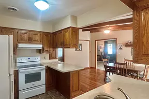 804 Grant St, Harvard, IL 60033 - Photo 8