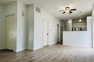 2760 Cedar Glade Dr, Naperville, IL 60564 - Photo 2