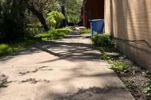 9594 S Colfax Ave, Chicago, IL 60617 - Photo 2