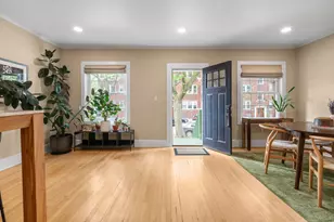 2324 W Eastwood Ave, Chicago, IL 60625 - Photo 2